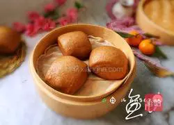 Illustration of how to make brown sugar and red date steamed buns 18
