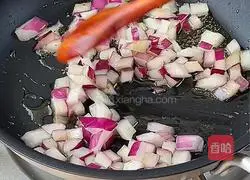 Black Truffle Beef Udon Recipe Illustration 6