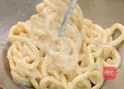 Illustration of how to make butter udon noodles 7